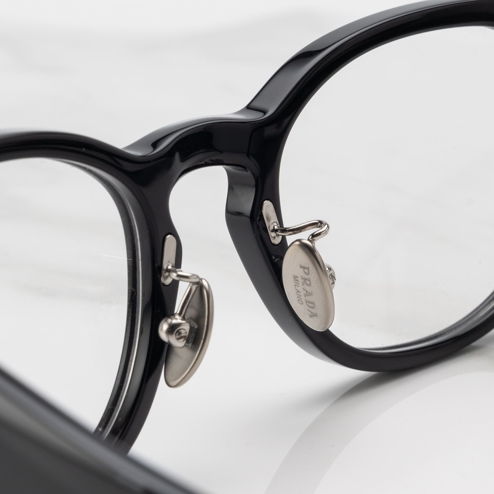 แว่นสายตา PRADA PRB06VD 16K1O1