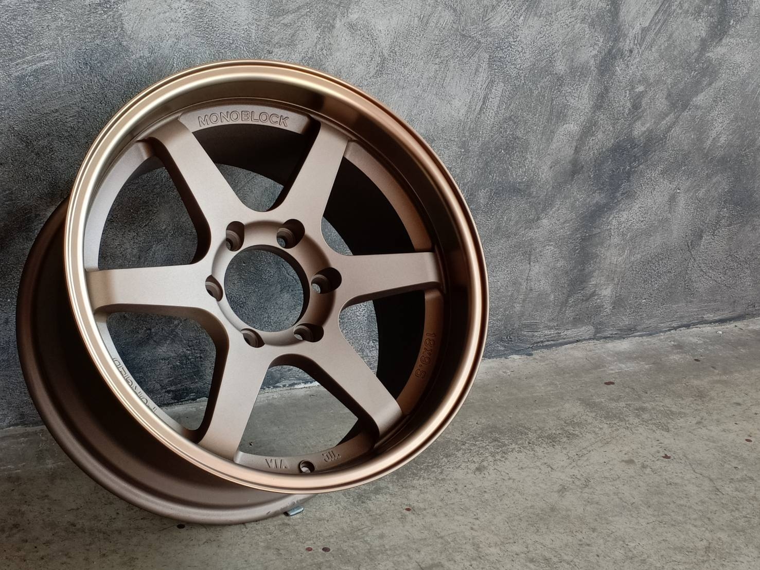 TE37ก้านตรงล้อไทย ขอบ18 ชุด 9800