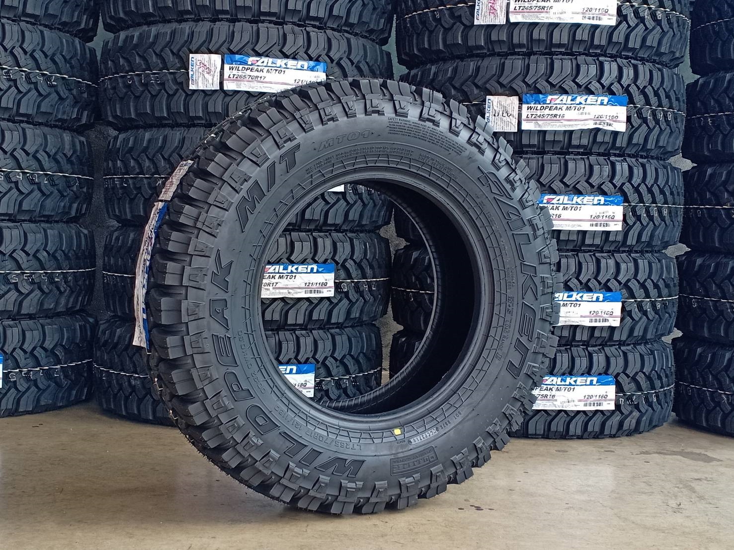 FALKEN MT01 265/70-17 ปี19 ลดราคา