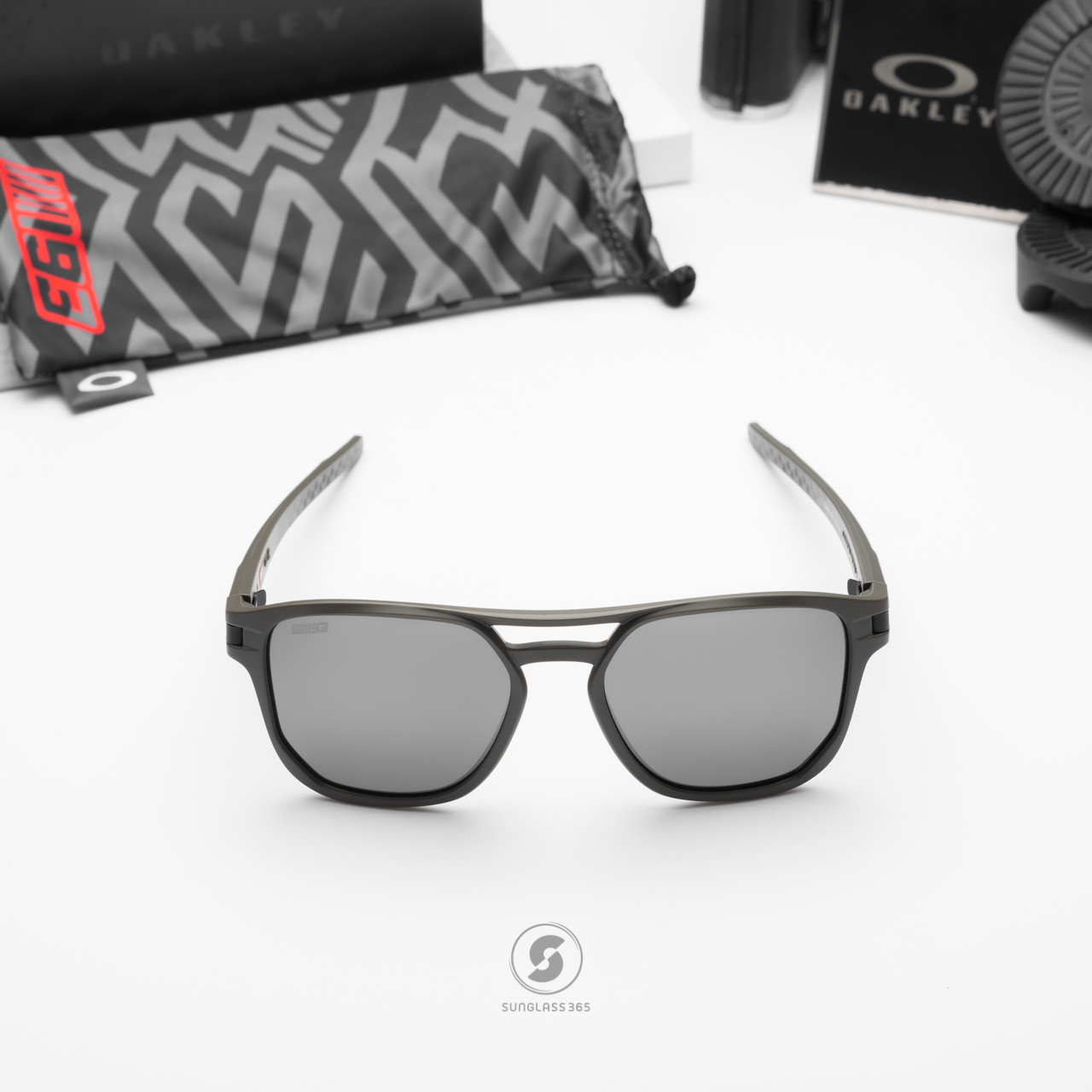 OAKLEY Latch Beta OO9436-10 MotoGP Prizm Black