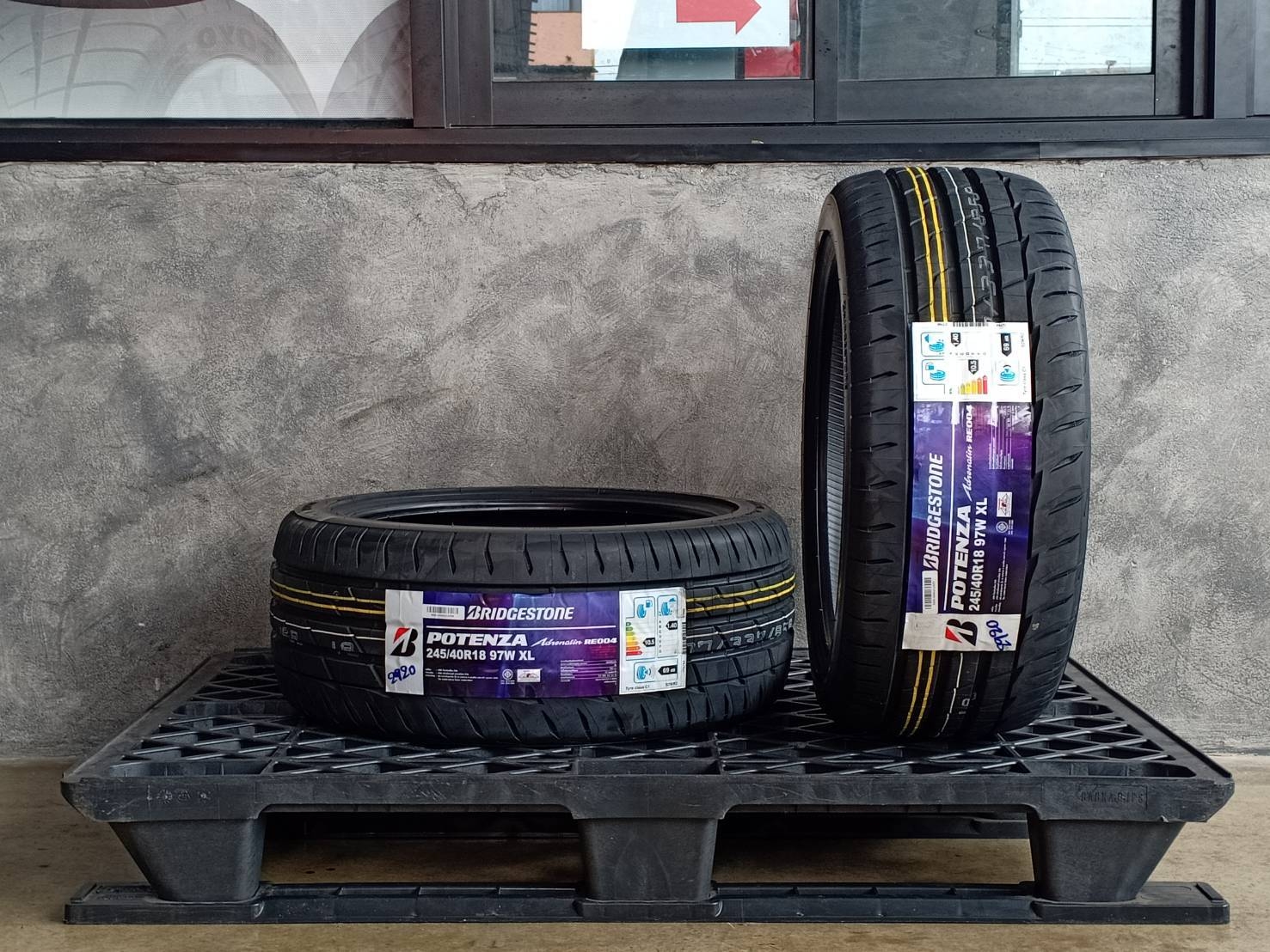 BRIDGESTONE 245/40R18 97W XL POTENZA ADRENALIN RE004 THAILAND