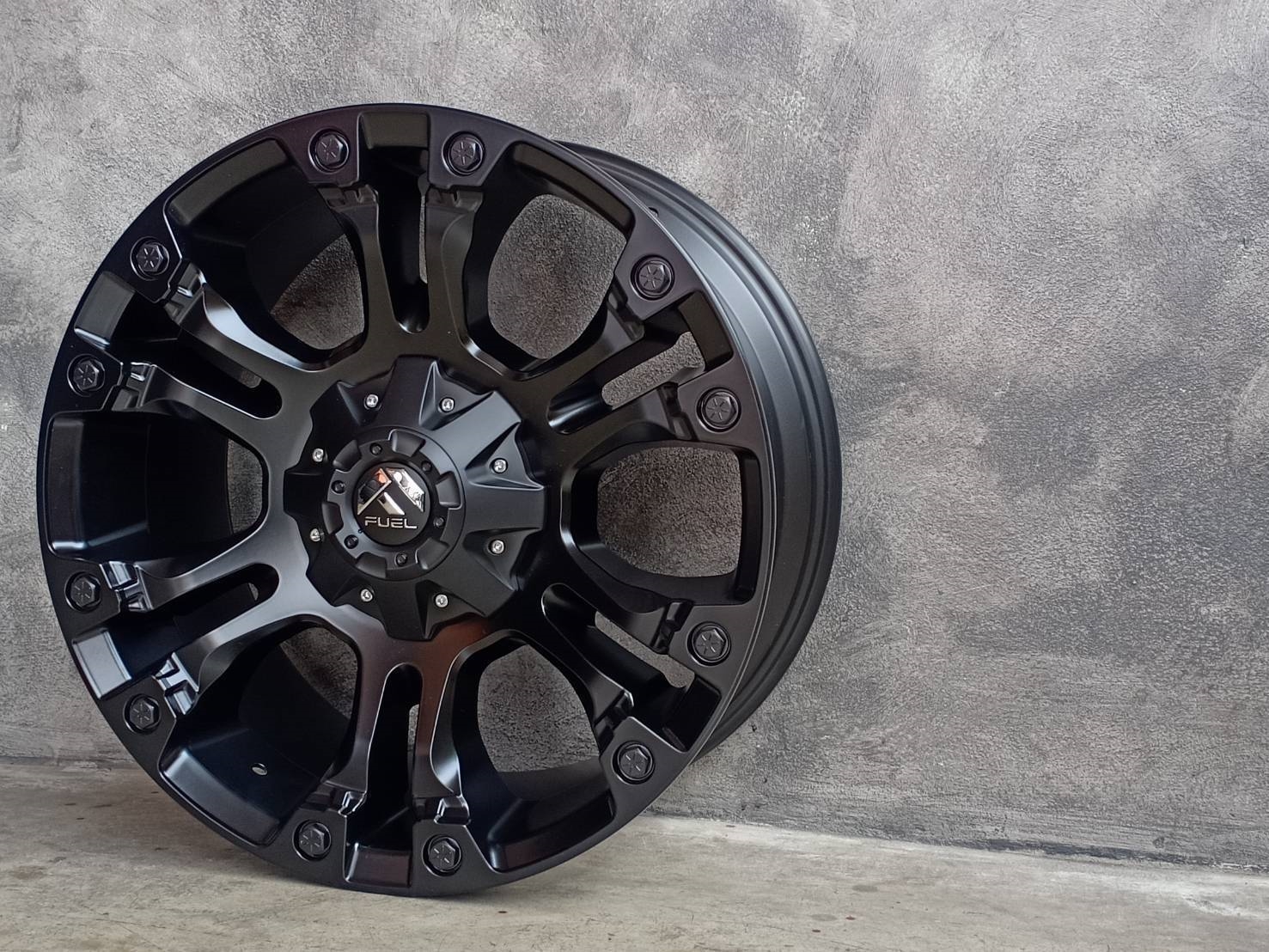 FUEL-VAPOR 20X9 6X135/6X139.7 +20 106.1 MATTE BLACK
