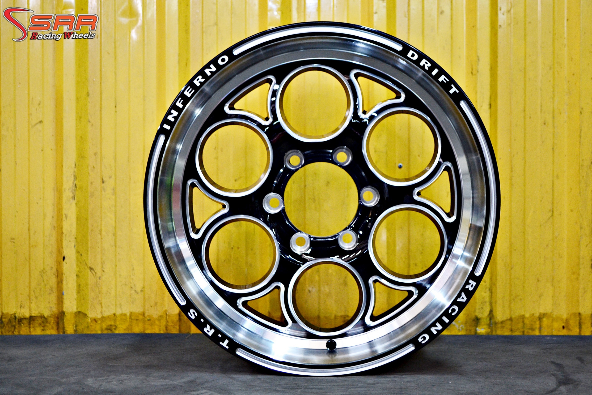 ล้อแม็กซ์ WLED AJ ขอบ18 TOYOTA ISUZU MITSUBISHI ราคาถูกสุดๆ