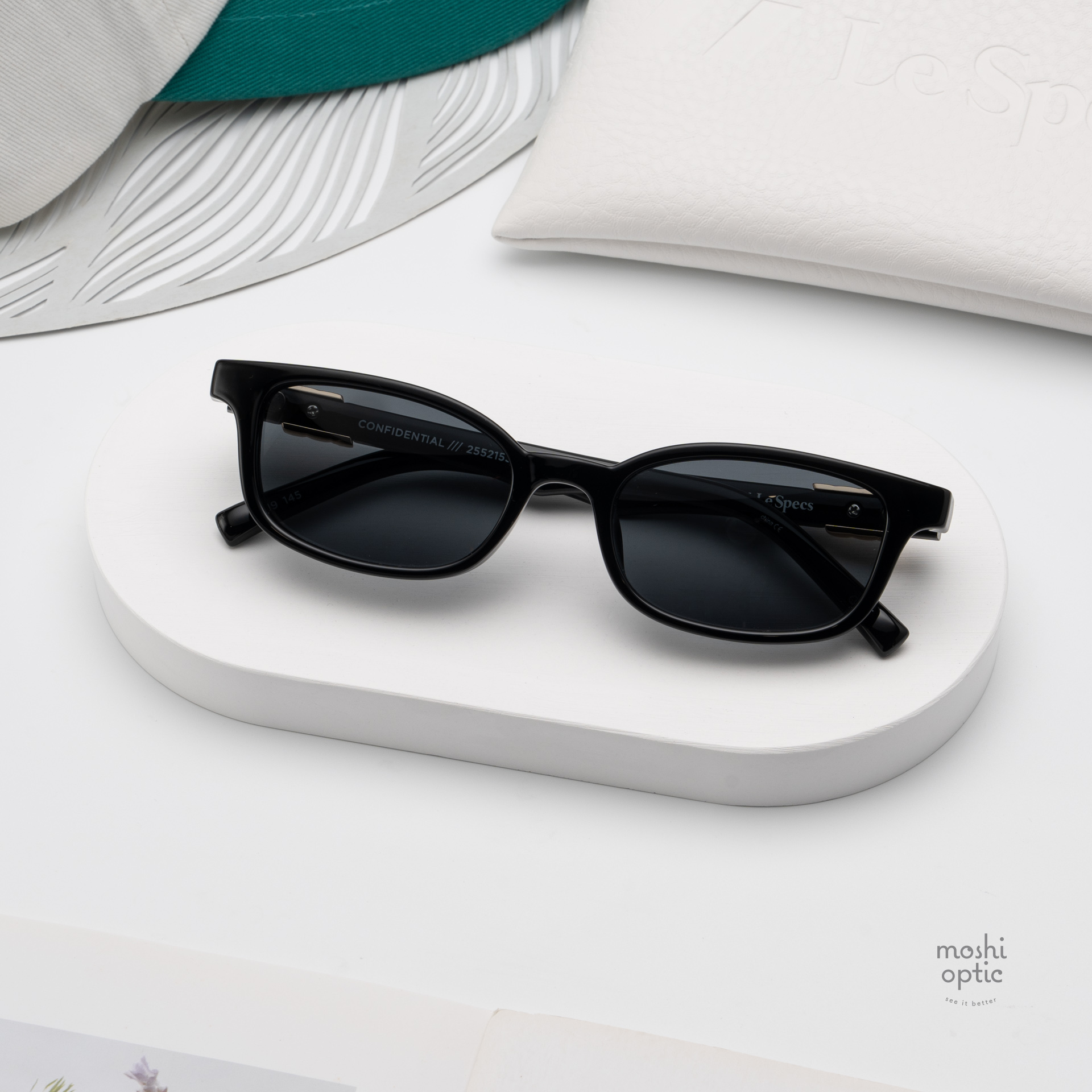 แว่นกันแดด Le Specs LSP2552153 CONFIDENTIAL Black