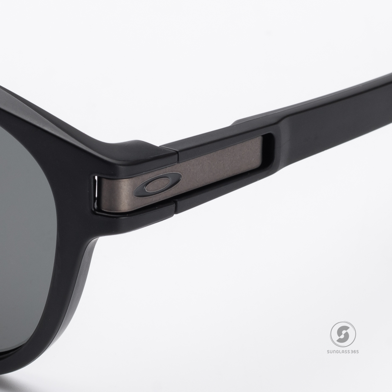 OAKLEY LATCH(A) OO9349-19 MATTE BLACK PRIZM GREY