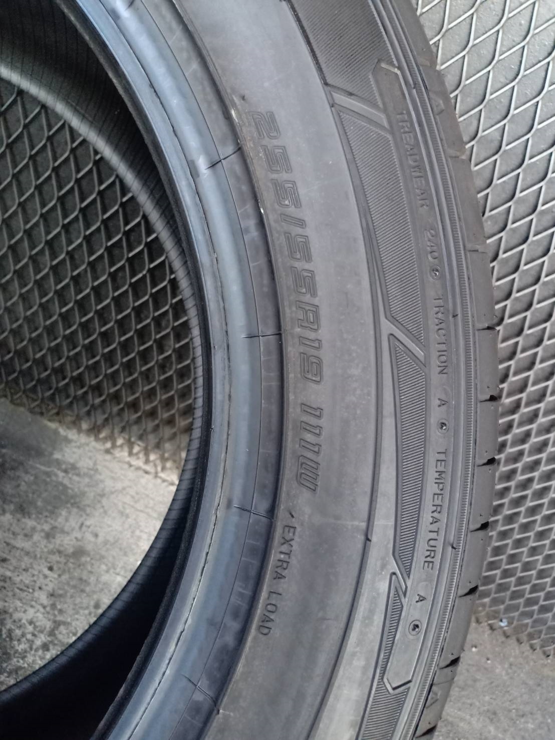 ยางใหม่ DUNLOP SPMAXX050+ 255/55-19 ราคาถูก เส้น 6500 ปกติ 11000 บาท