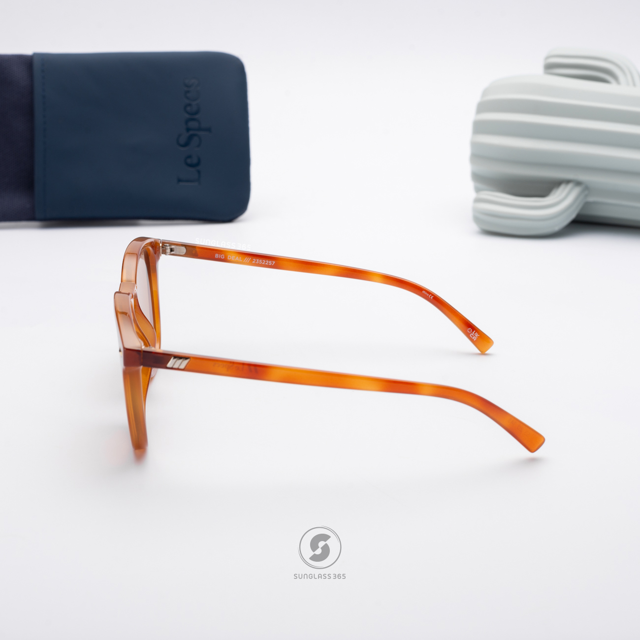 แว่นกันแดด Le Specs LSP2352257 BIG DEAL Vintage Tort