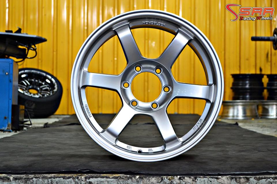 ใหม่ TE37SUVขอบ18 พร้อมยาง ลดราคา