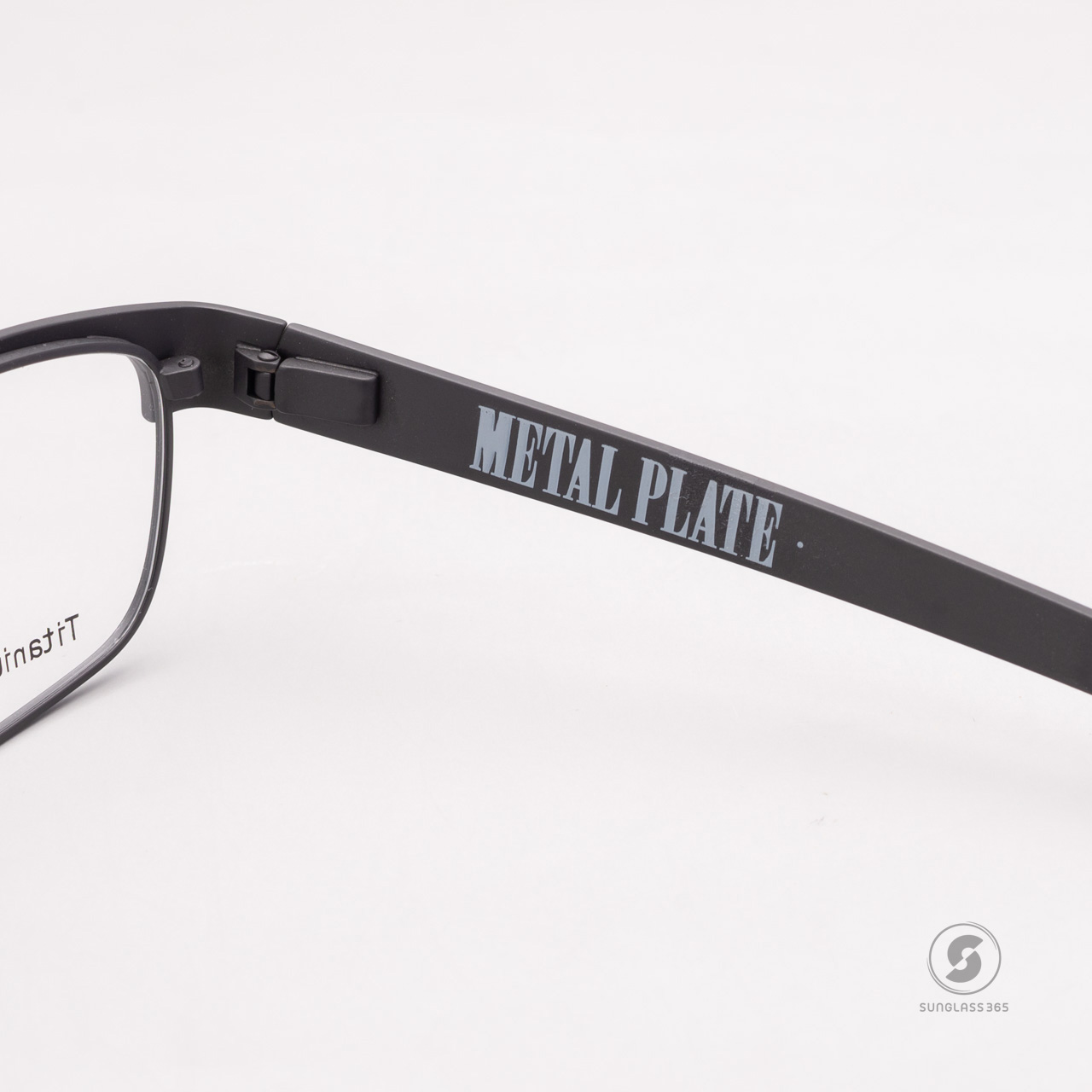 Oakley Metal Plate OX5038-01 Matte Black
