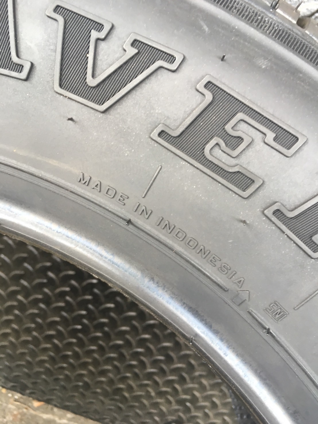 GT RADIAL SAVERO A/T PLUS 265-60-18 เส้น 6500 ซื้อ2แถม2