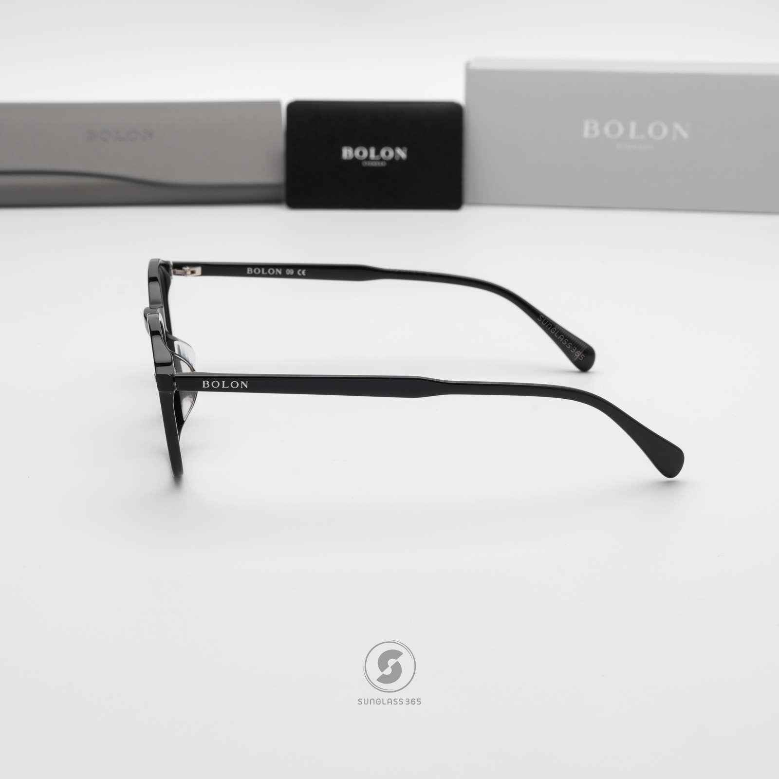 แว่นสายตา BOLON รุ่น BJ3166 B10 Black