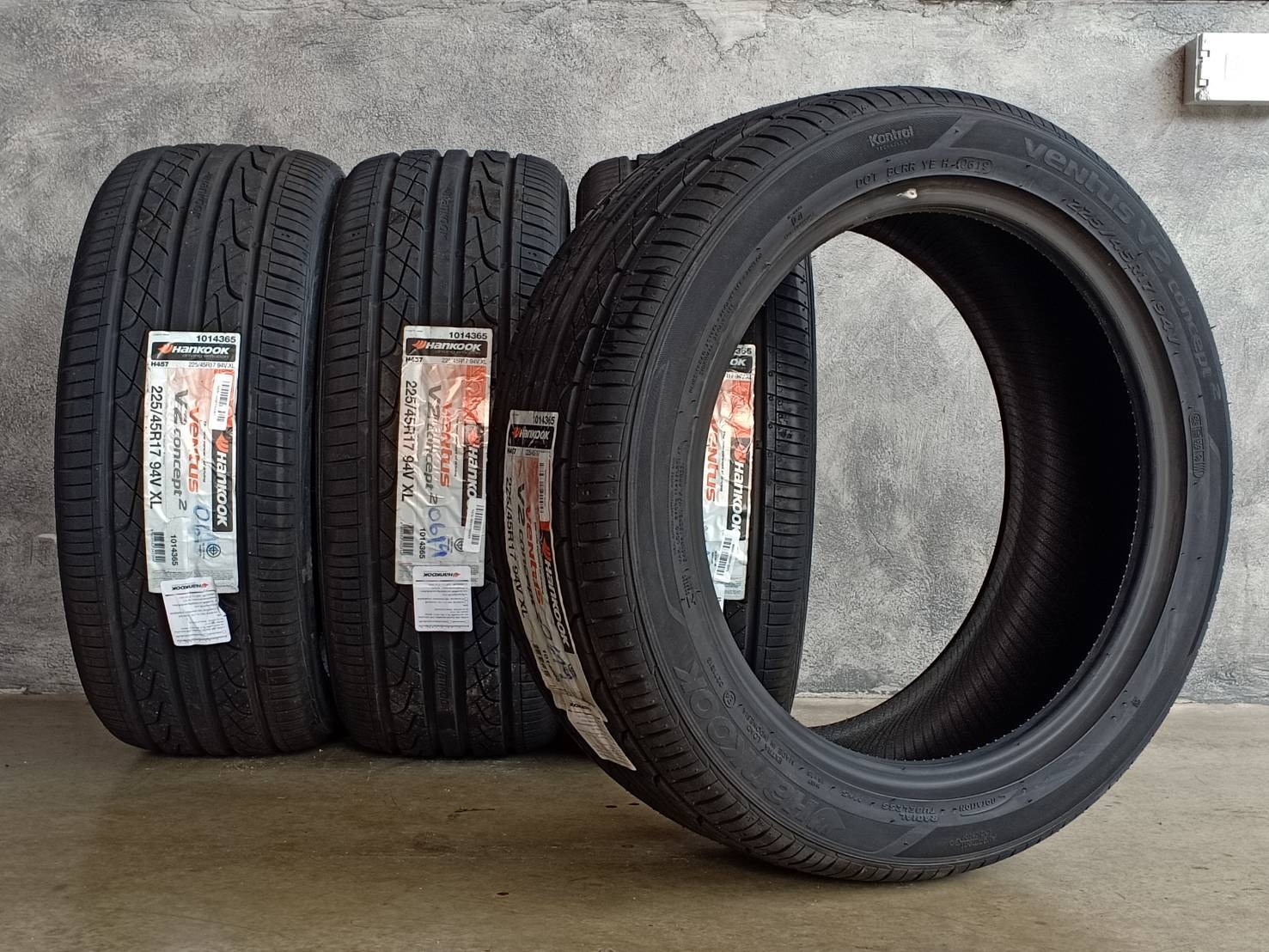 HANKOOK 225/45R17 VENTUS V2 CONCEPT2 94V XL MADE IN INDONESIA