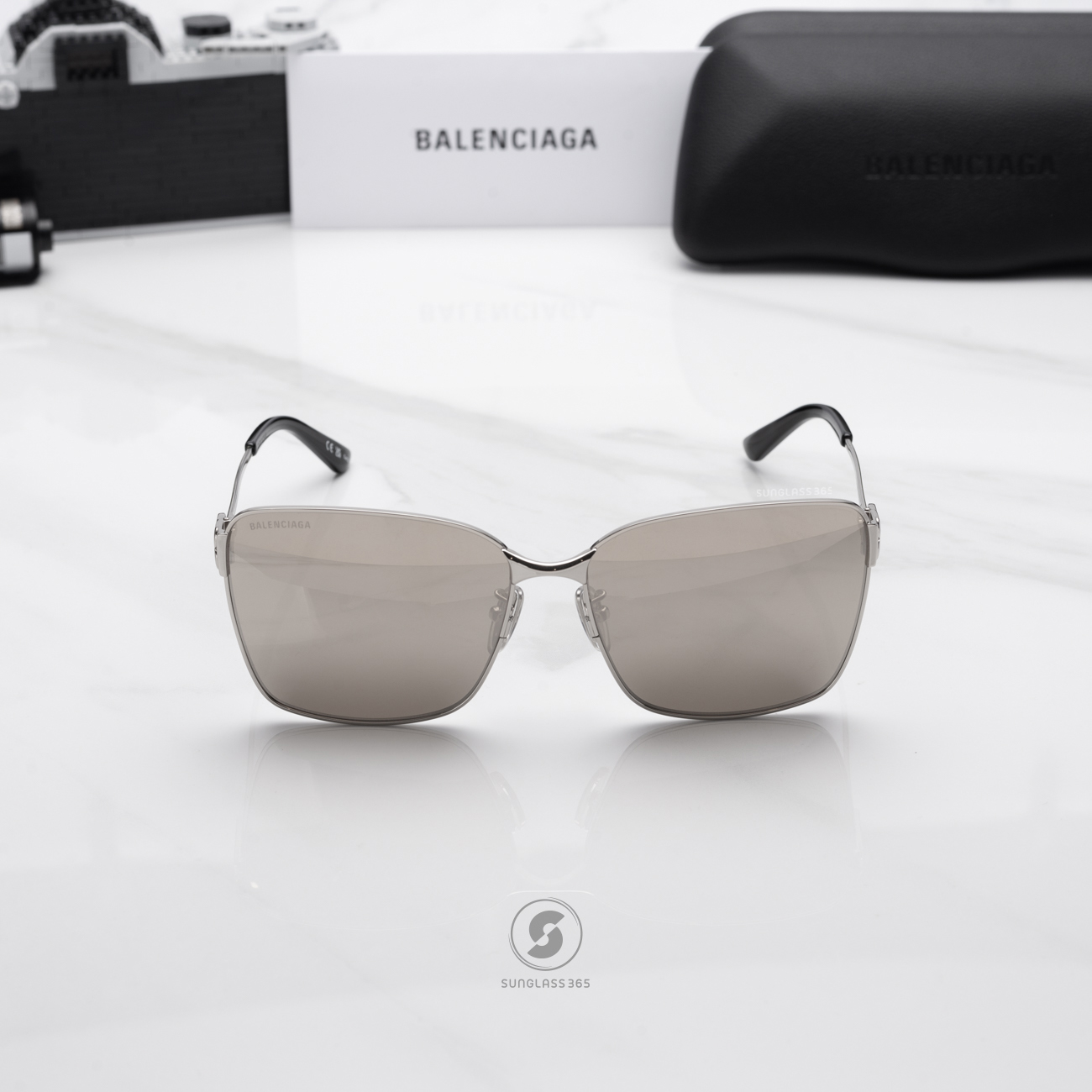 แว่นกันแดด Balenciaga BB0338SK 006