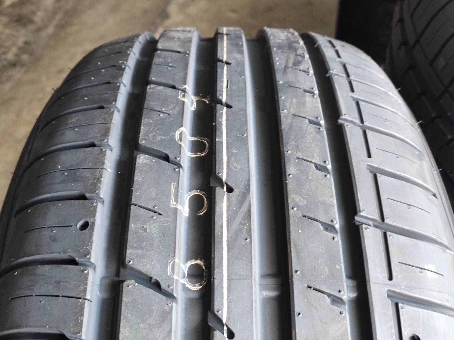 FALKEN ZIEX ZE914 265/60R18