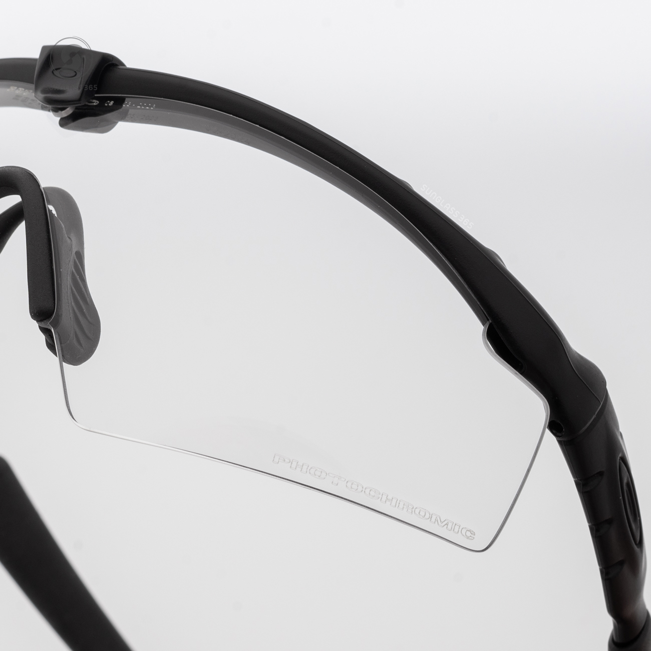 Oakley SI M Frame 2.0 OO9213-11-197 Matte Black Photochromic