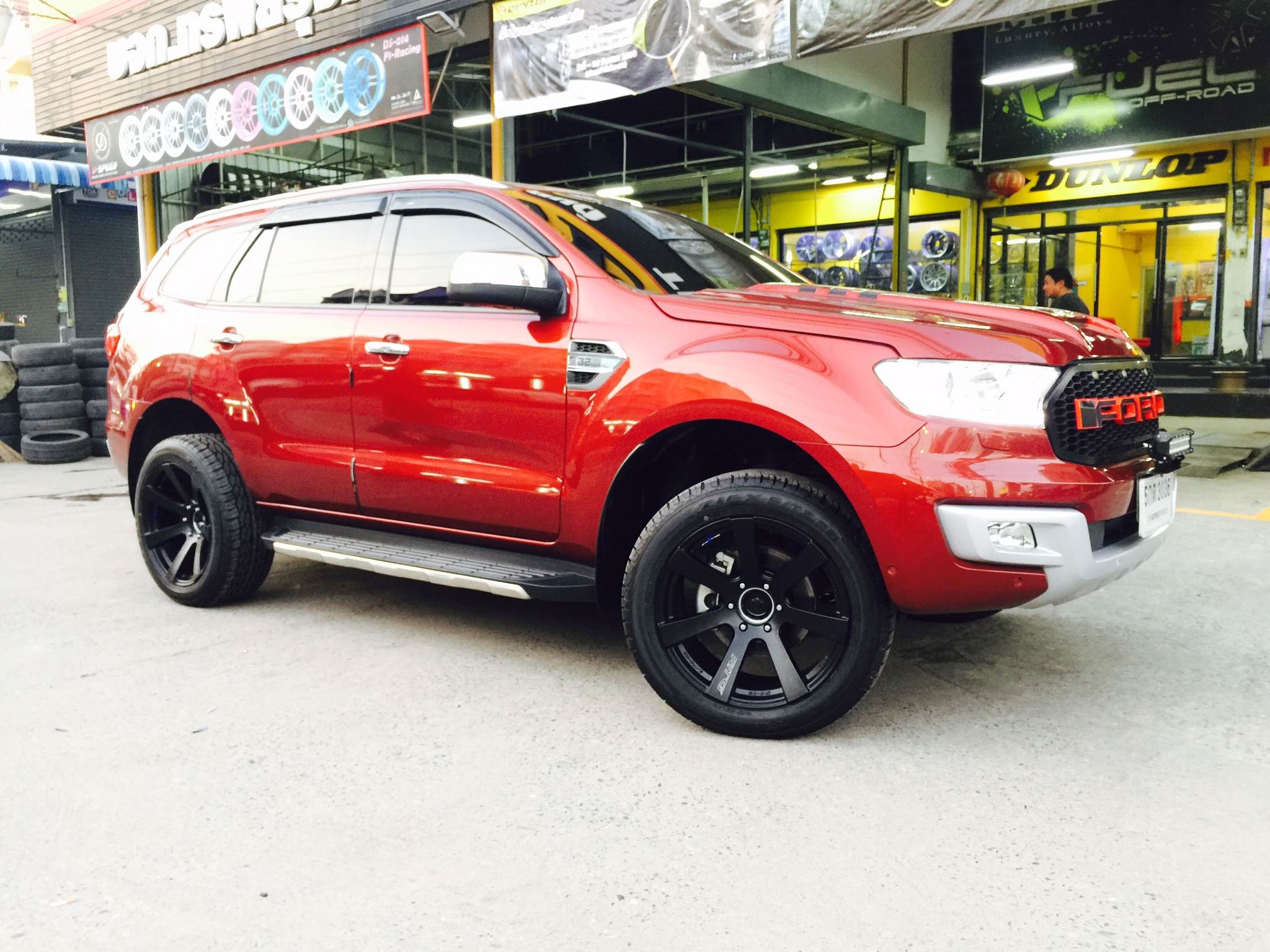 ล้อแท้ LENSO RTG ขอบ18พร้อมยางFALKEN ราคาถูก