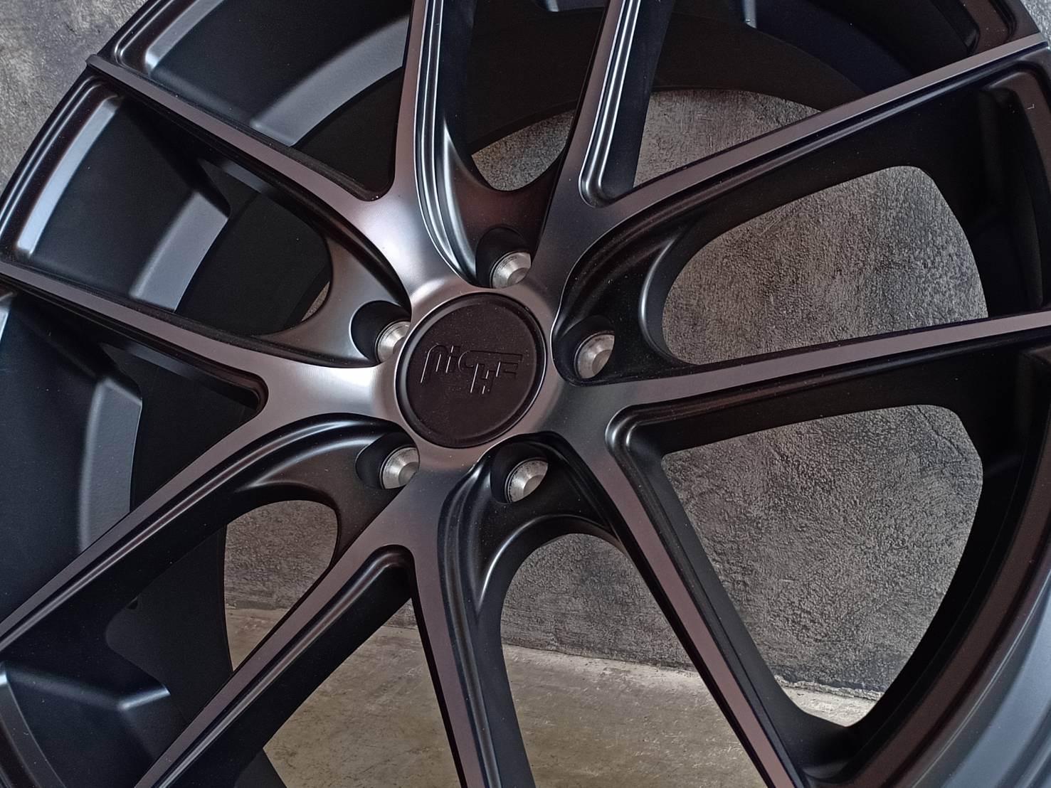 NICHE-TARGA 20X8.5 5X112 42 66.53 MATTE BLACK/MACHINED/DDT/MATTE CLEAR