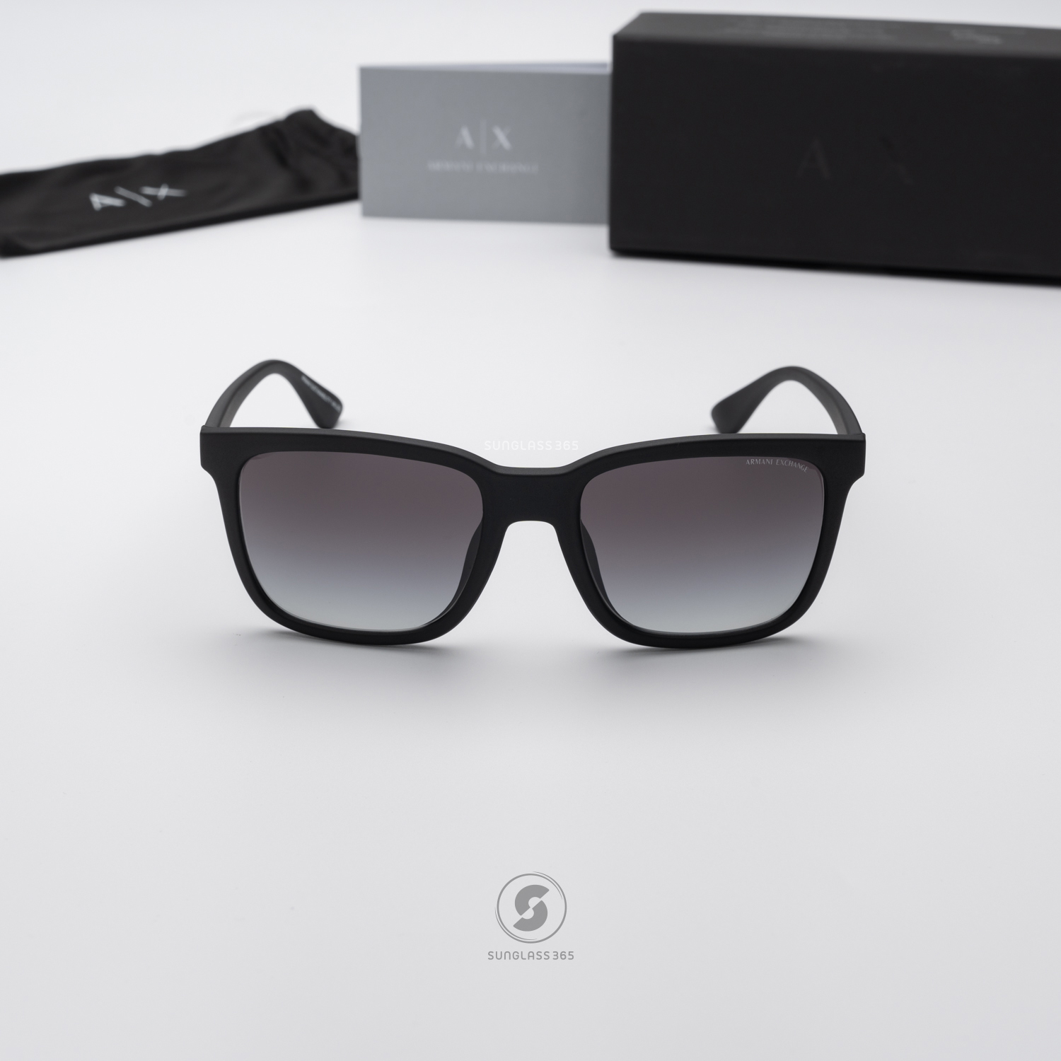 แว่นกันแดด Armani Exchange AX4112SU 80788G