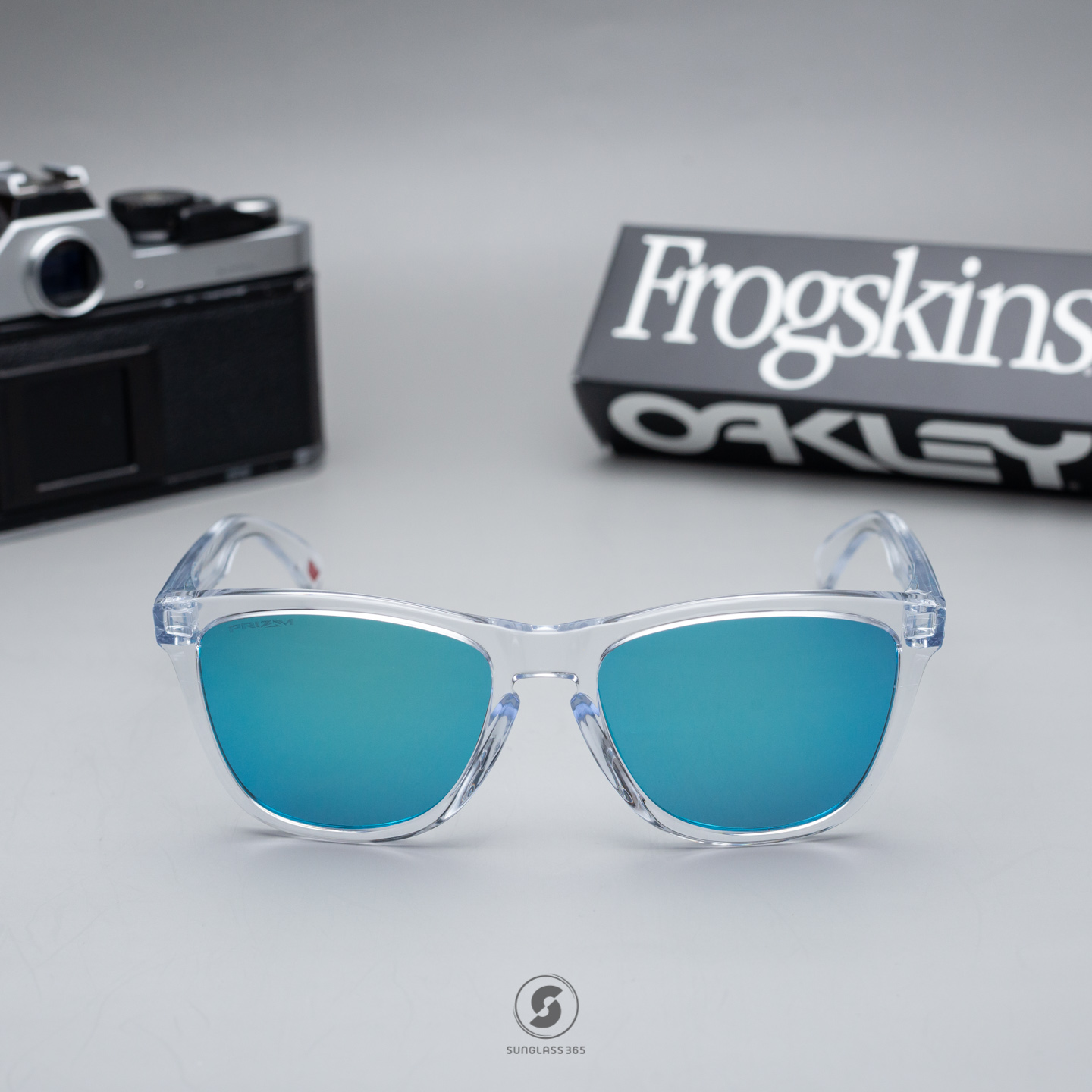 Oakley Frogskins LIMITED EDITION OO9245-A7 CRYSTAL CLEAR
