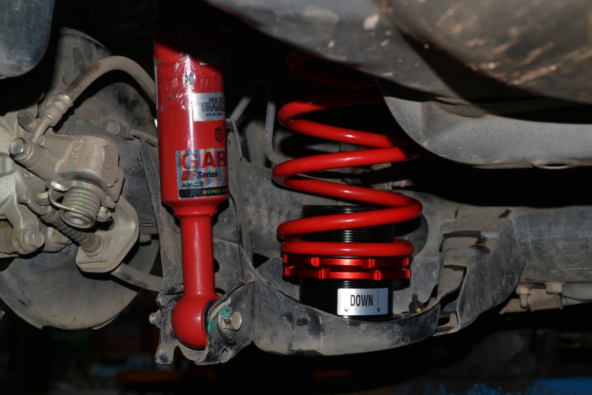 โช๊ค สตรัทปรับเกลียว GAB HE ใส่ CITY ชุดละ 1x,xxx บาท พร้อมติดตั้งฟรี