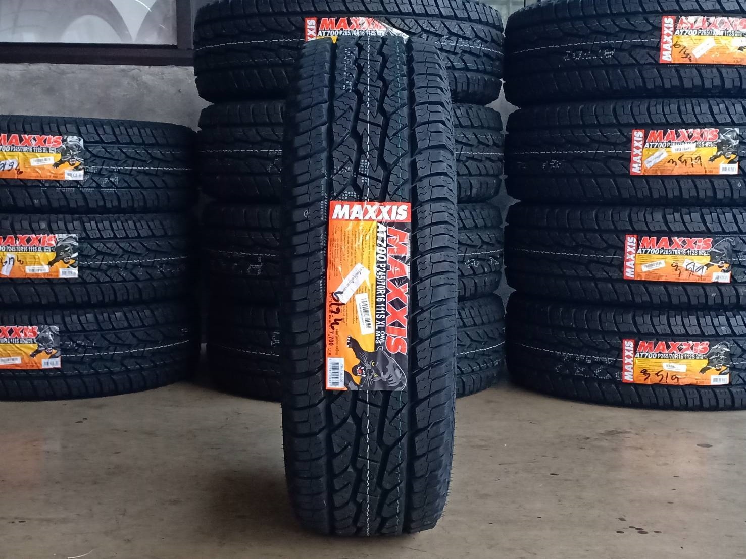 MAXXIS AT700 245/70-16 ปี19 ลดราคา