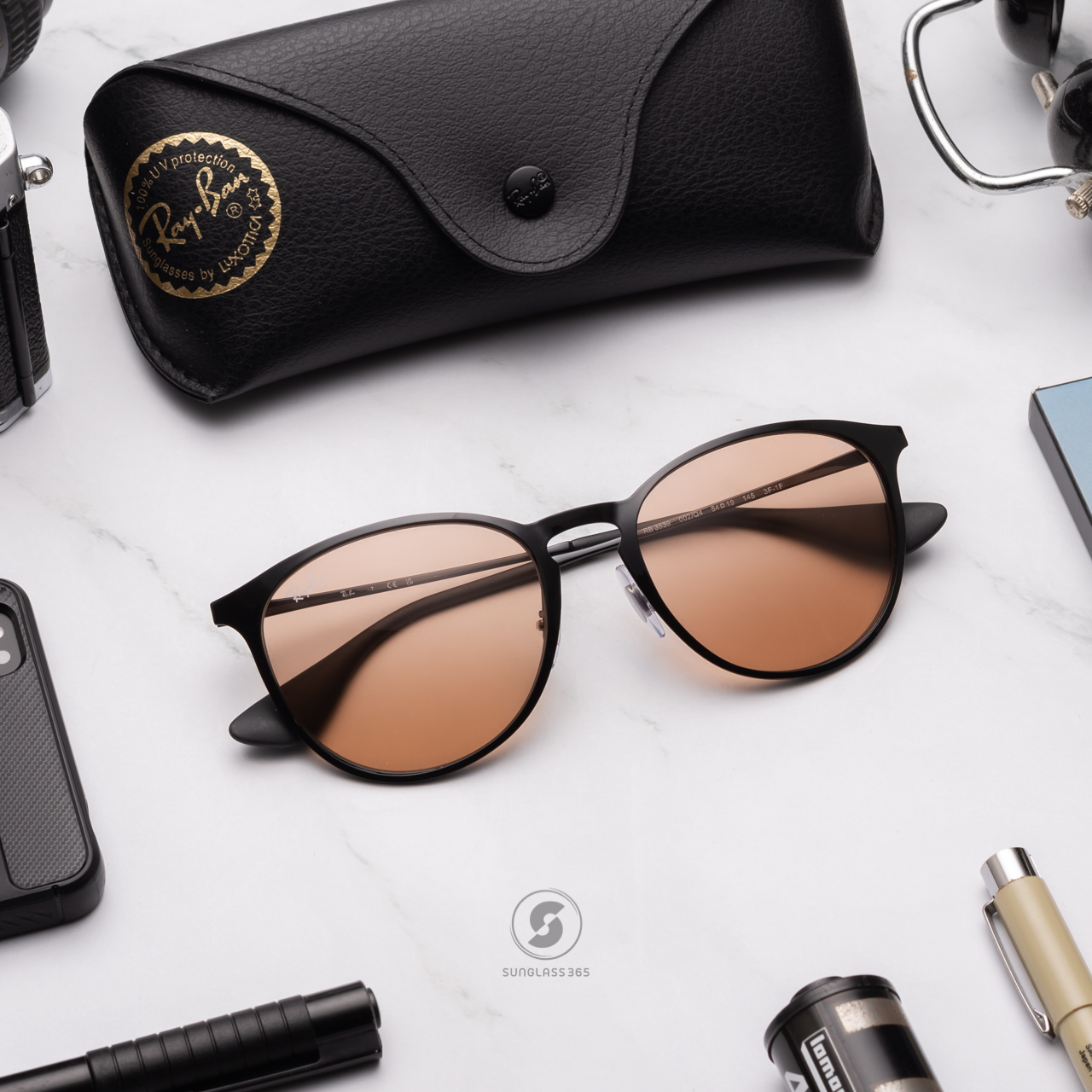 Ray-Ban RB3539 002/Q4 ブラウン Ray-Ban RB3539 002/Q4 ブラウン
