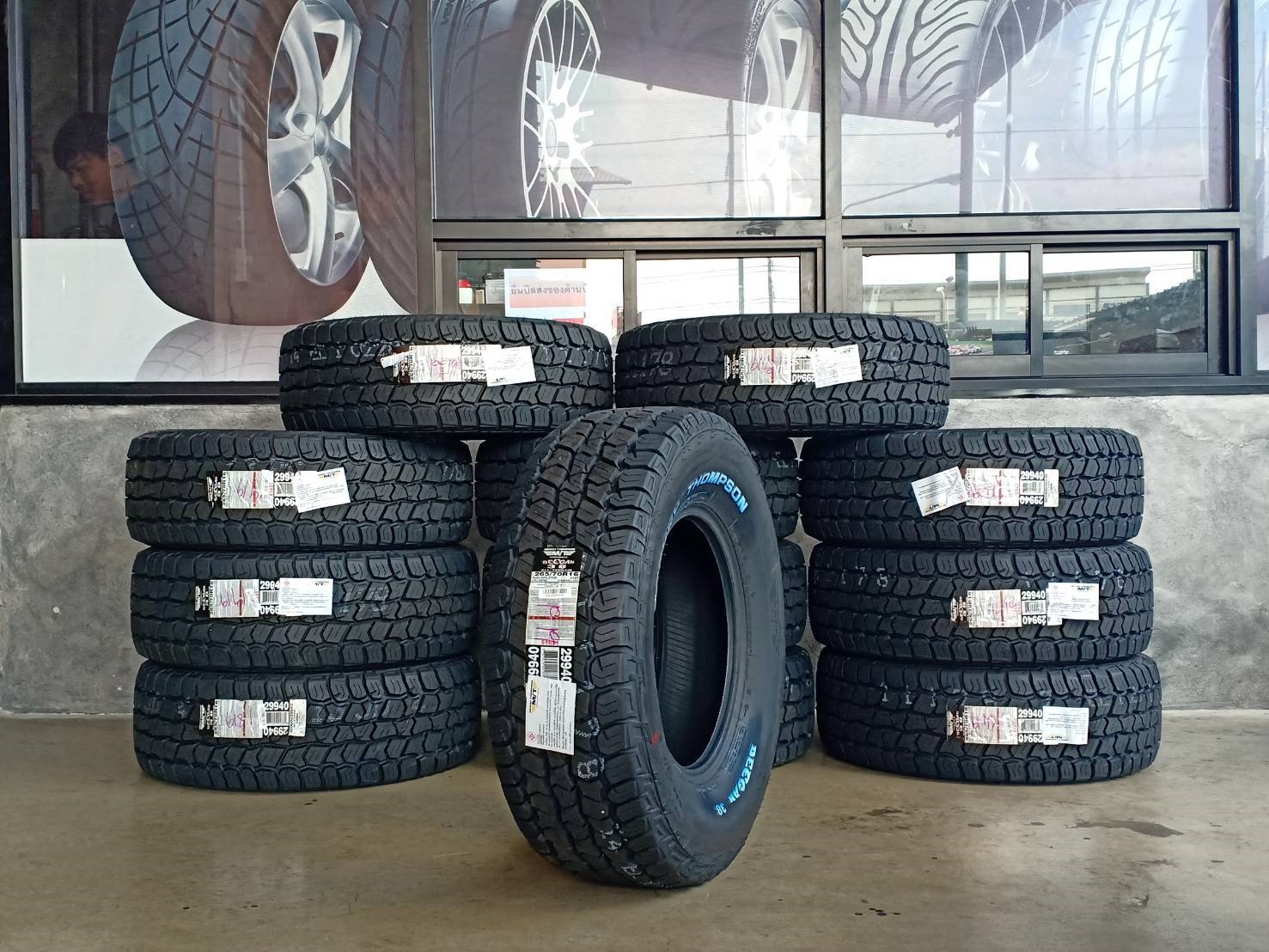 ยางใหม่ MICKEY THOMSON DEEGAN38AT 265/70-16 ปี19 ลดราคา