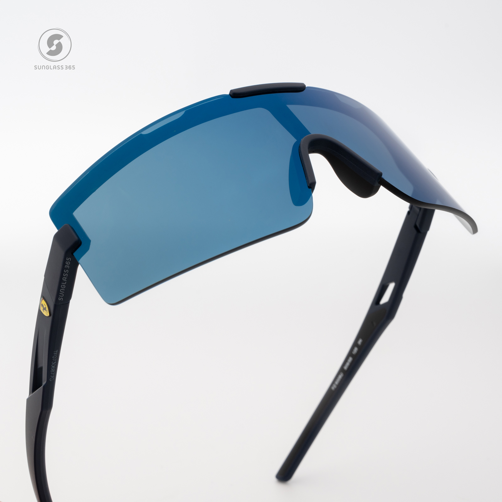 แว่นกันแดด Scuderia Ferrari FZ6008U 509/55