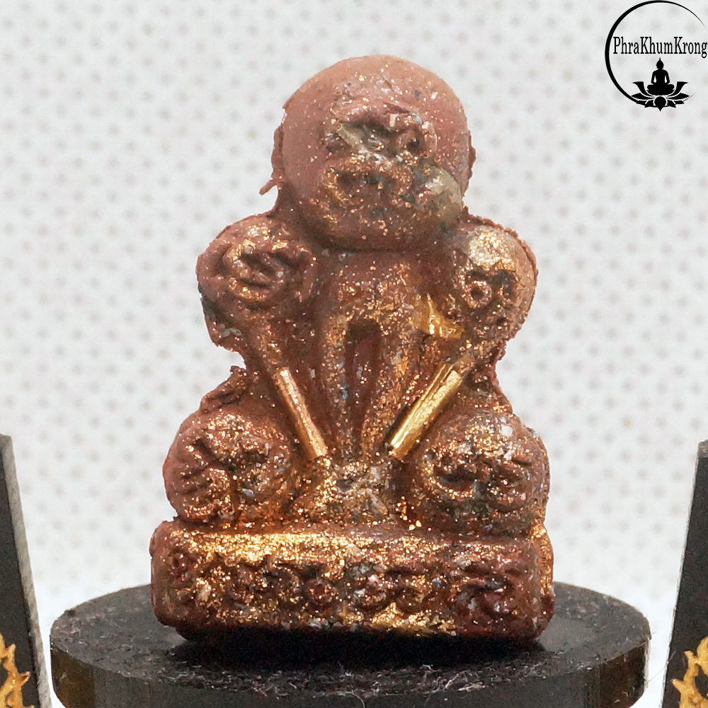 ปิดตาผงพรายกุมาร ย้อนยุคกระดูกผีวัดโพธิ์ หลวงปู่เณรแก้ว คัมภีโร วัดอุดมไพรสณฑ์ เนื้อสีน้ำตาล ตะกรุด 2 กษัตริย์