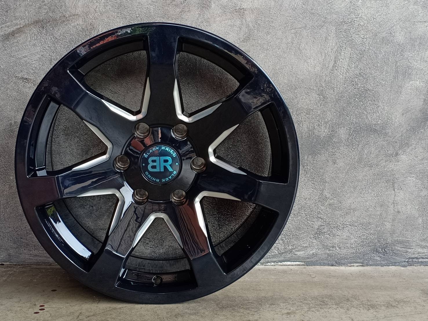 BLACK RHINO MOZAMBIQUE (ROTARY FORGED) 18X8.5 6X139.7 20 GLOSS BLACK W/MILLED SPOKES