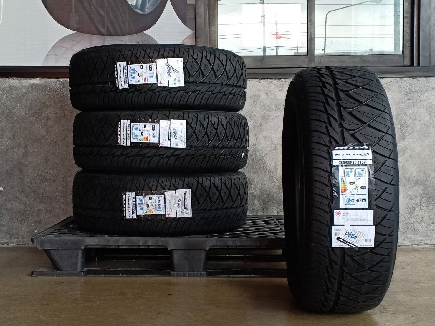 NITTO 265/60R18 NT 420SD 110V MADE IN MALAYSIA