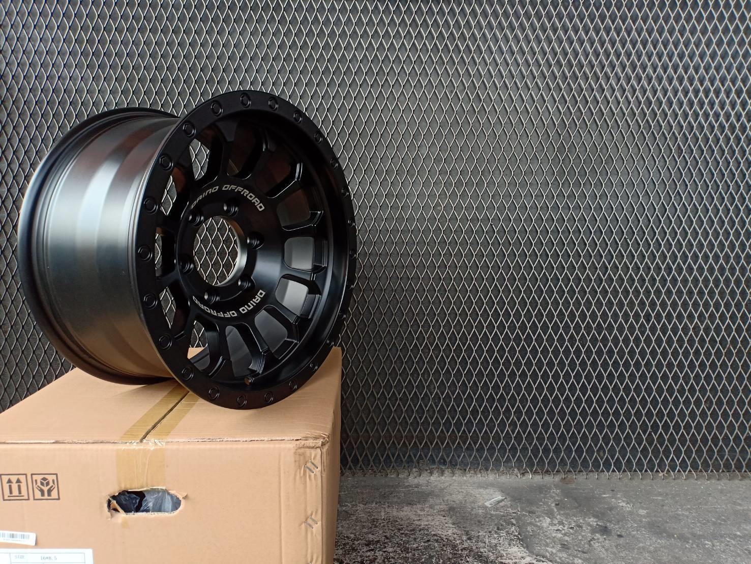 ล้อออฟโรส DAINO OFFROAD JA329 ขอบ16นิ้้ว วงละ 3,500.-