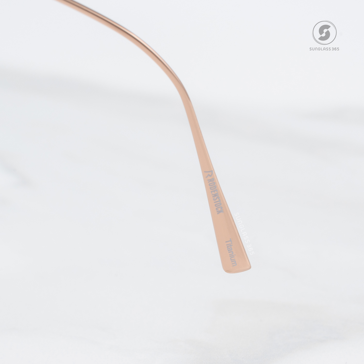 แว่นสายตา RODENSTOCK R7131 B