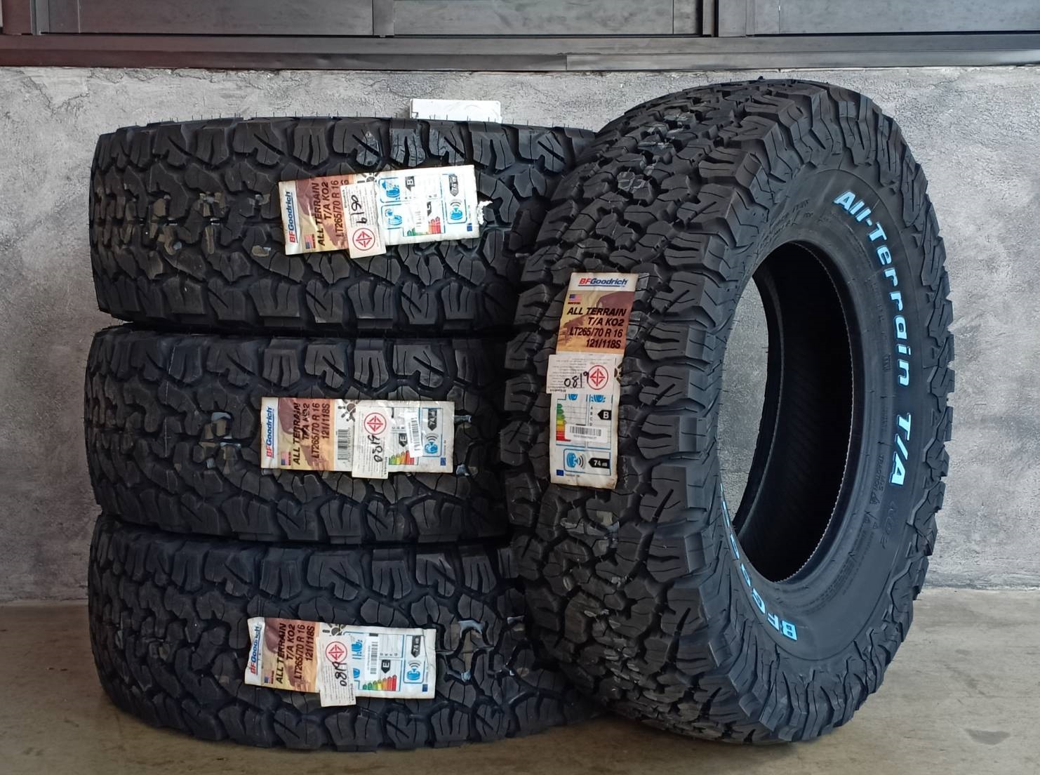 ยางใหม่ BF GOODRICH KO2 265/70-16 ลดราคาพิเศษ