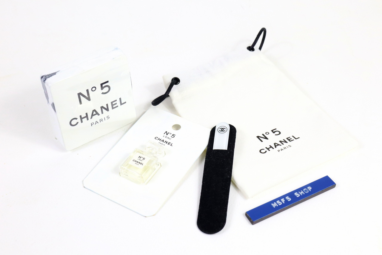 [มือสอง] CHANEL N°5 L’EAU THE MYSTERY BOX Factory 5 Collection 2021