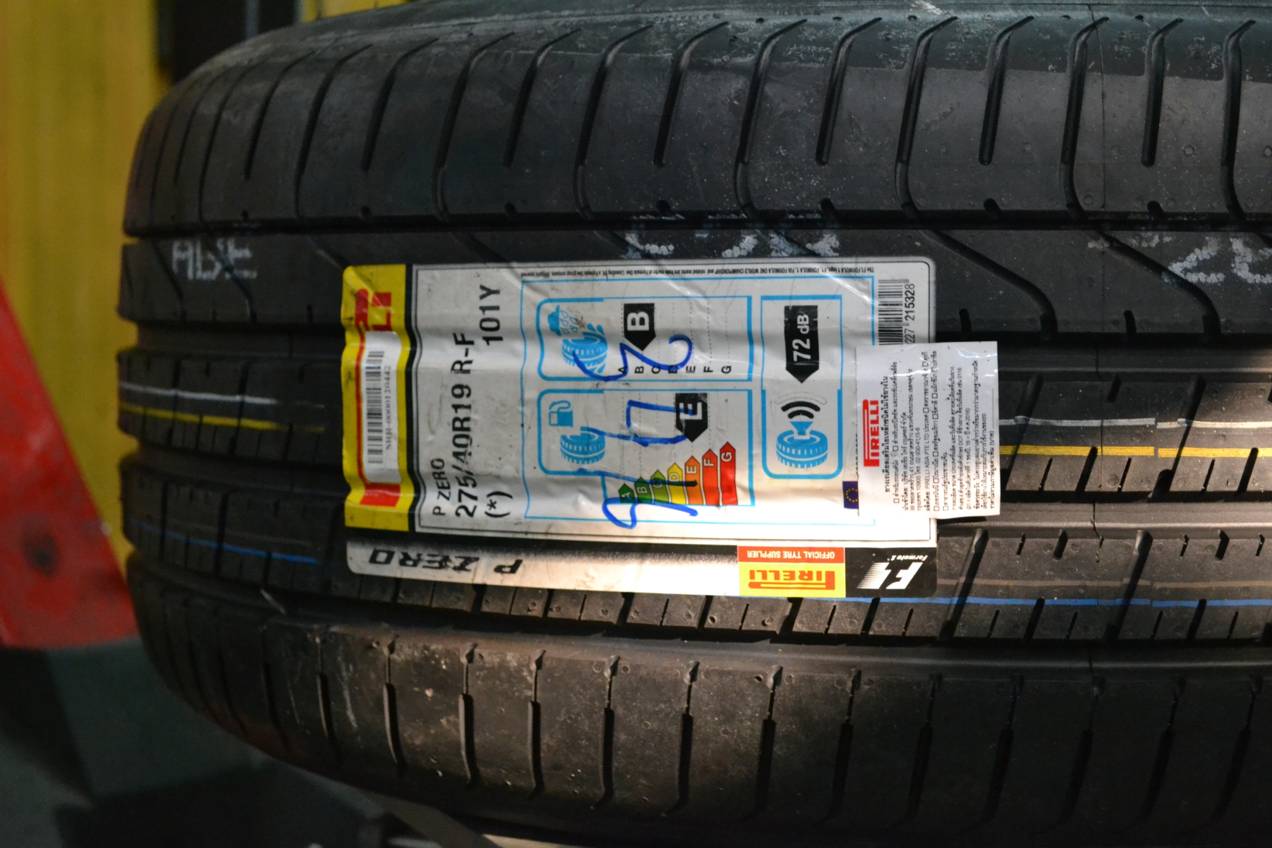 ยางใหม่ค้างปี ลดราคาเกินคุ้ม PIRELLI PZERO RFT 275/40-19 ราคาพิเศษ
