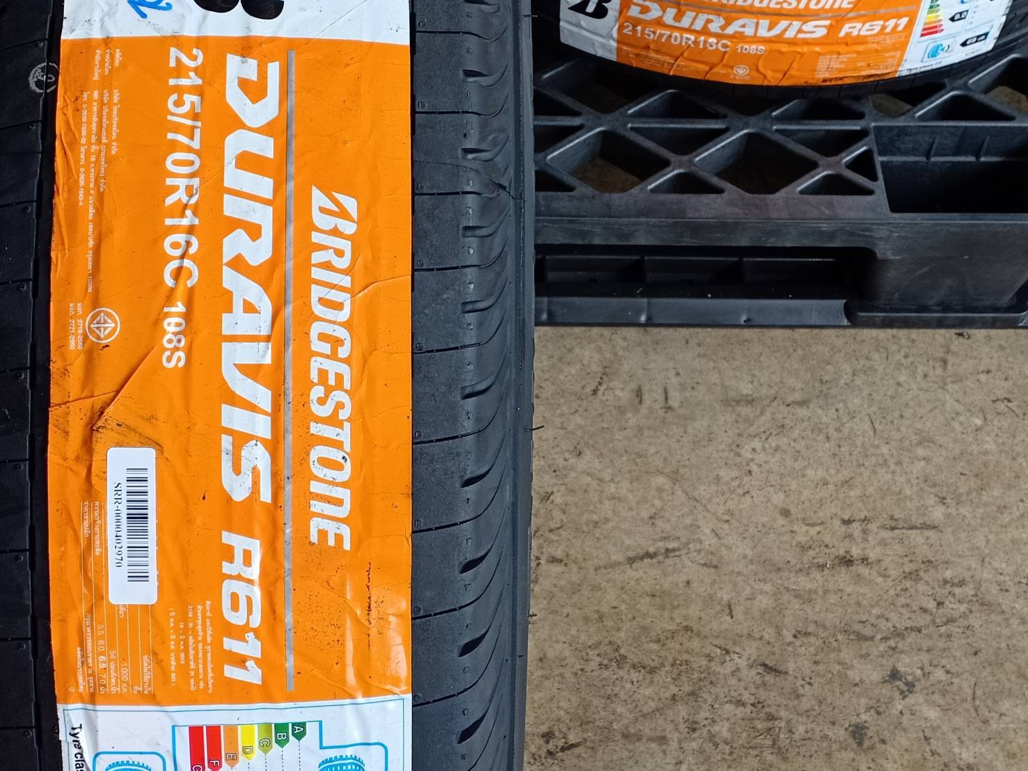 BRIDGESTONE 215/70R16 DURAVIS R611 108S MADE IN THAILAND