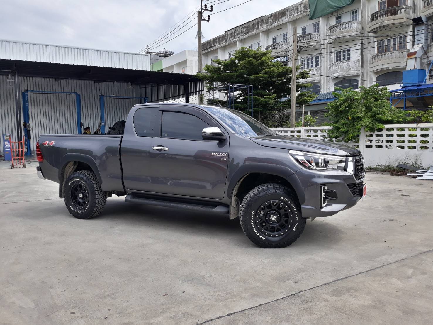 ล้อแท้ KMC XD127ขอบ16 ใส่ REVO