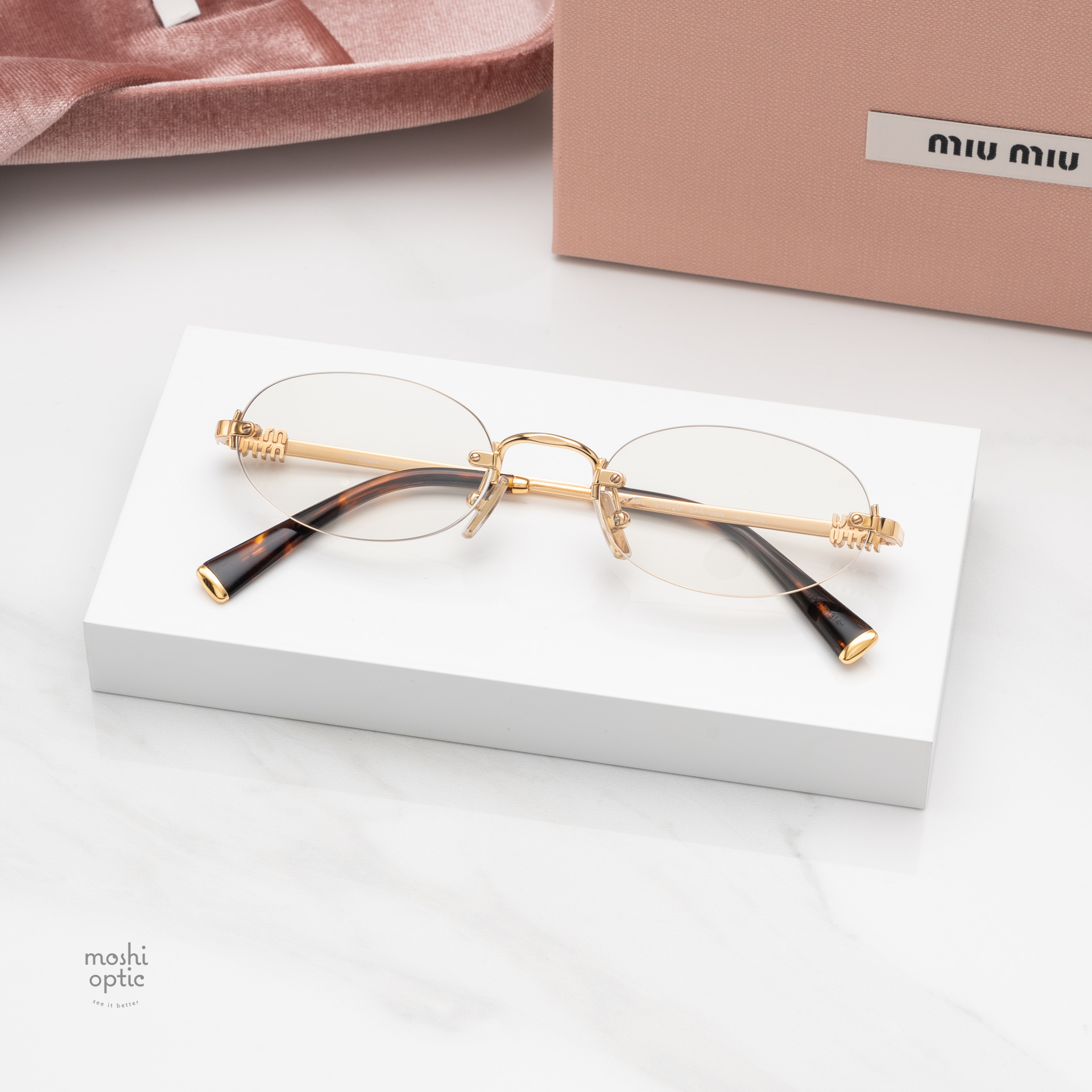 แว่นกันแดด Miu Miu MUA54S 5AK08N