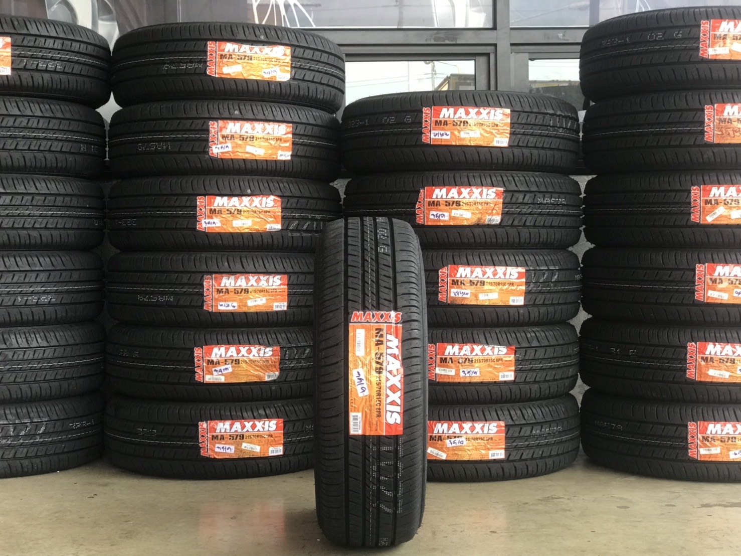 ยางเข้าใหม่ ลดราคา MAXXIS MA-579 215/70R15 Y19