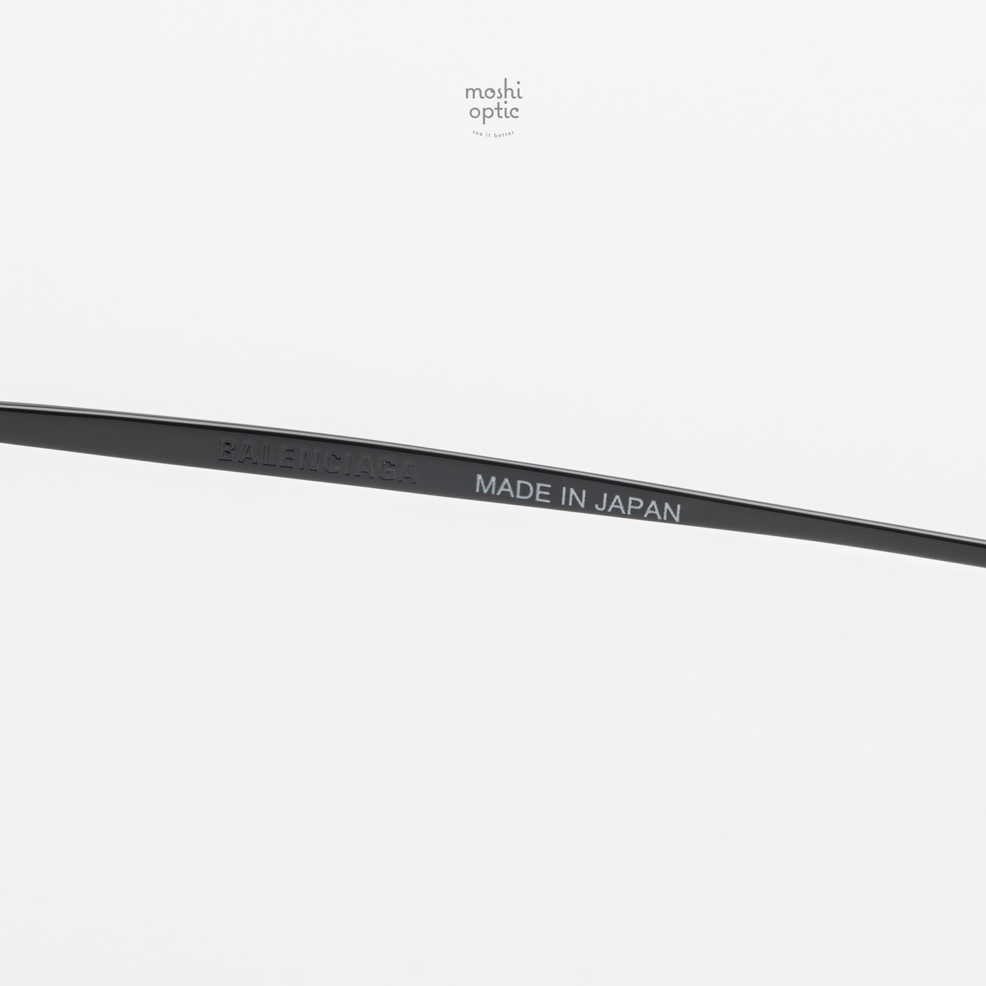 แว่นสายตา Balenciaga BB0414O 001