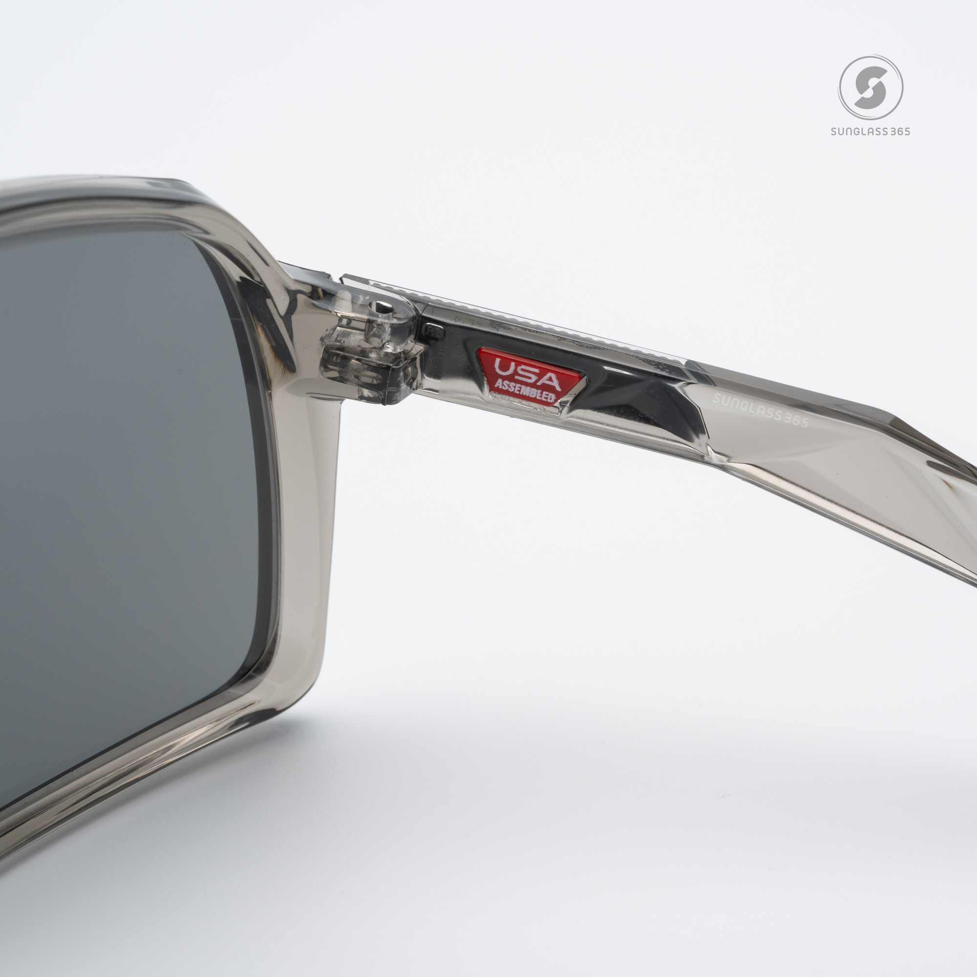 OAKLEY OO9406A-19 Sutro(A) Transparent Grey Ink Prizm Grey