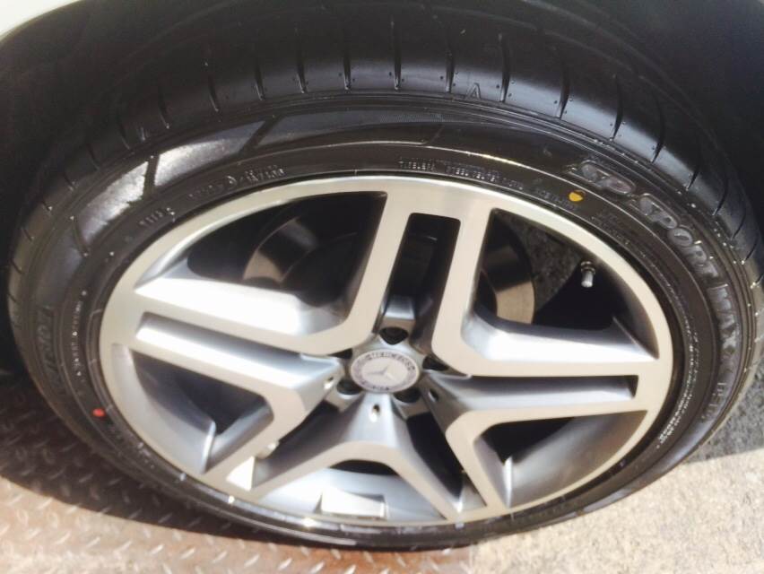 DUNLOP SPORT MAXX050+ 295/40-21 ราคาพิเศษ