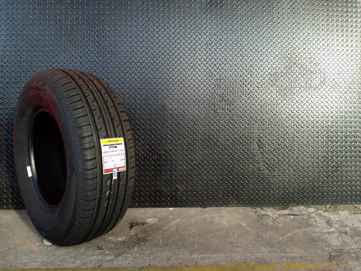 #แนะนำยางรถ #ขอบ16 #ราคาสุดคุ้ม #รถกระบะ DUNLOP GRANDTREK PT3 Size:265/70R16 ปี19 (MADE IN THAILAND)