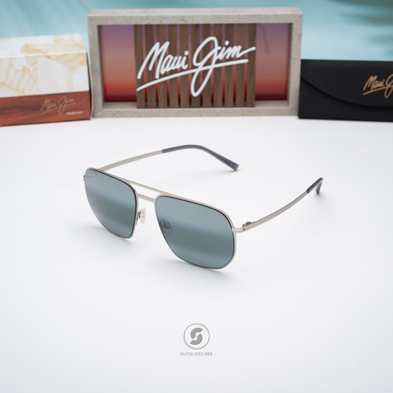 แว่นกันแดด Maui Jim SHARK'S COVE MJ 605 17 Neutral Grey
