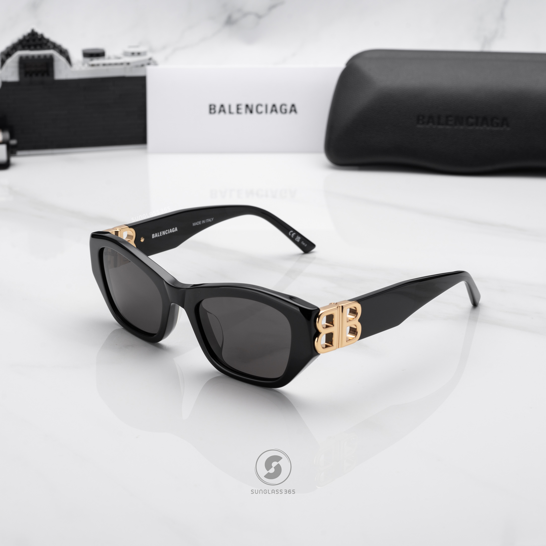 แว่นกันแดด Balenciaga BB0311SK 001