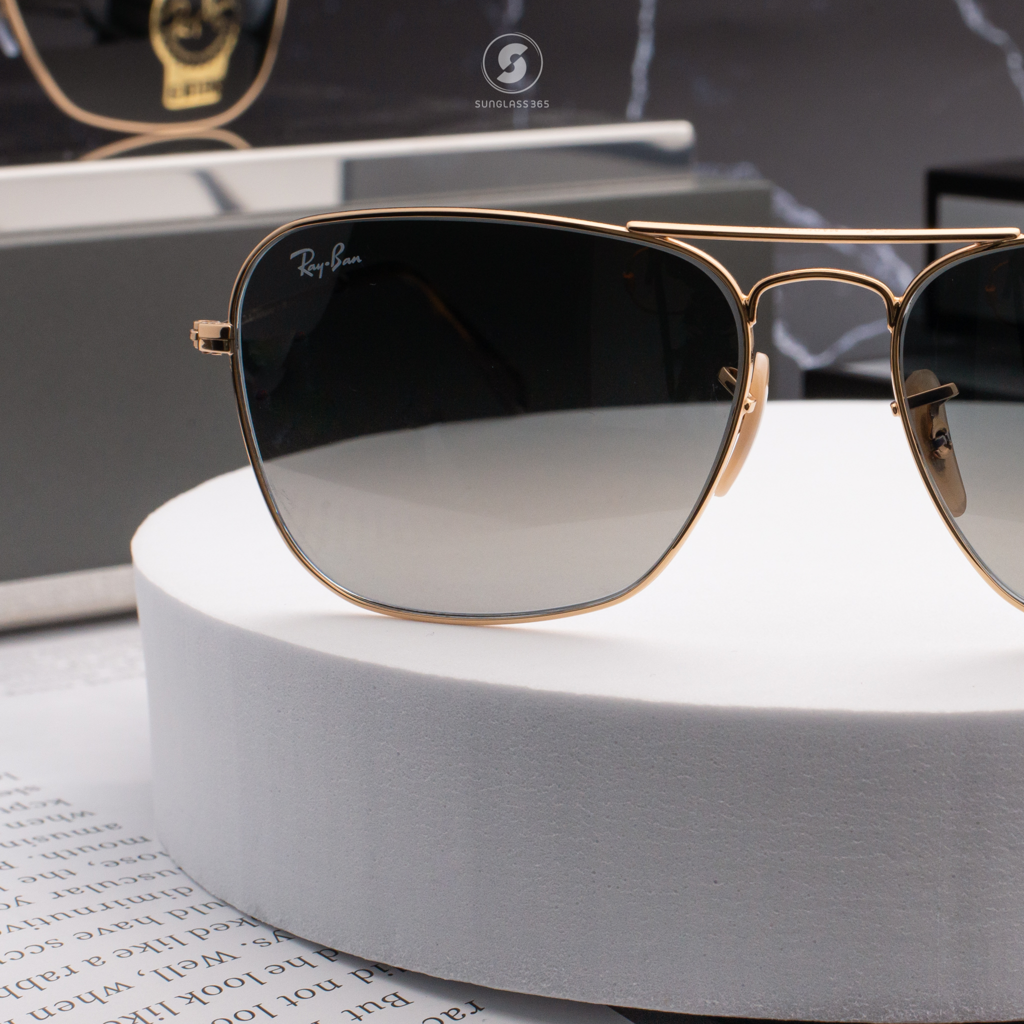 Ray Ban RB3136 181/71 Caravan 58mm