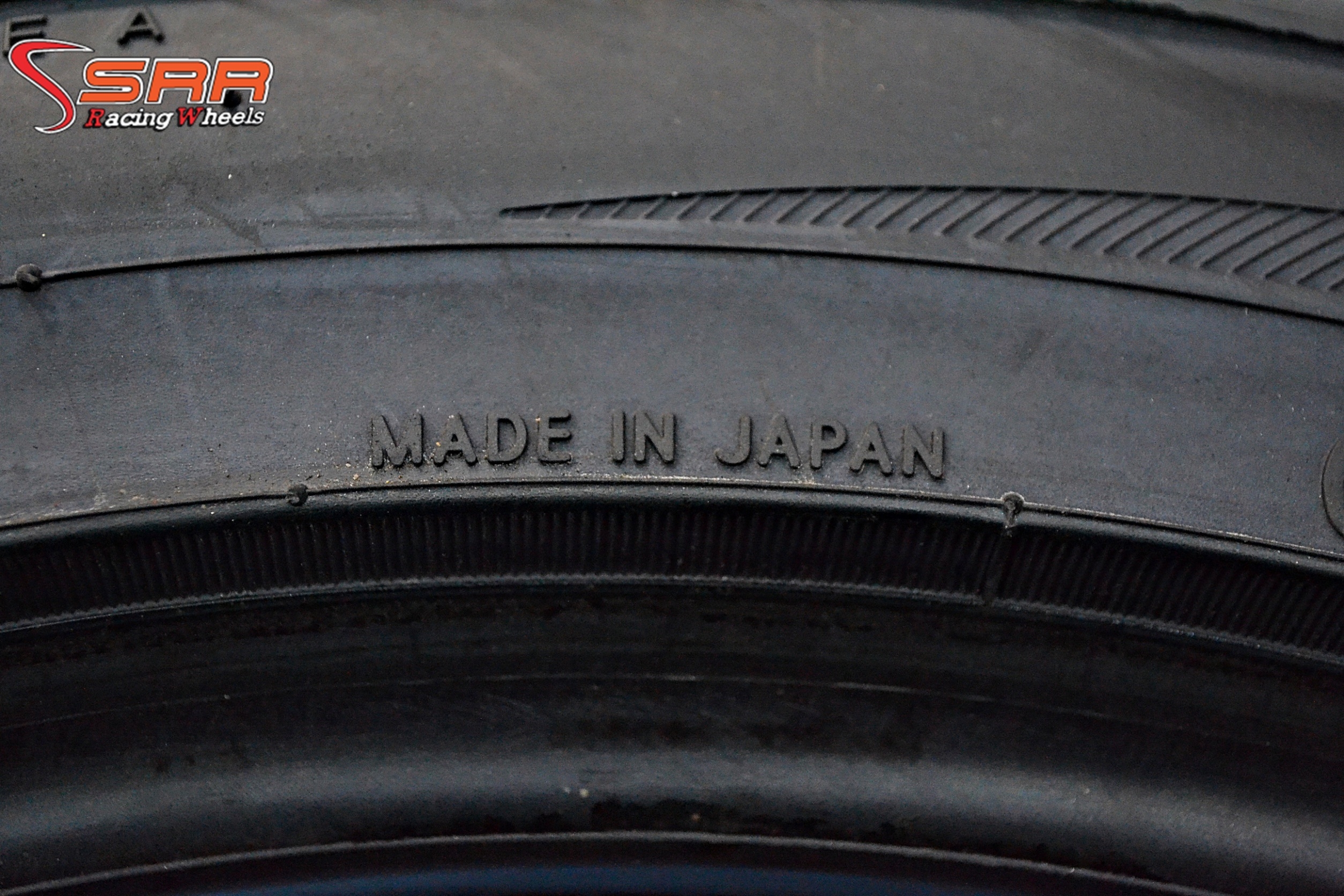 TOYO C1S 235/40-18 ราคาพิเศษ