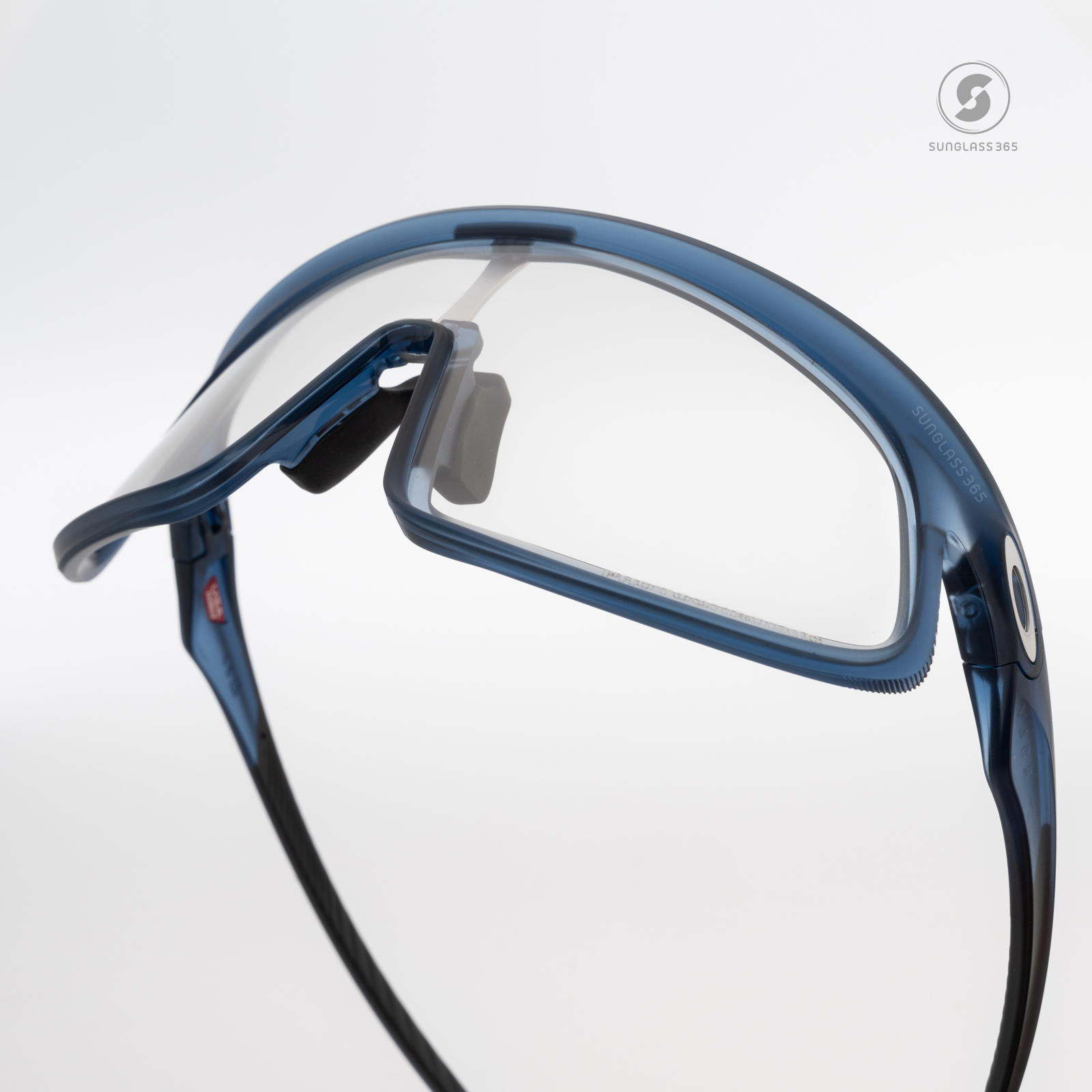 Oakley RSLV OO9484D-07 Matte Transparent Stonewash Clear Iridium Photochromic