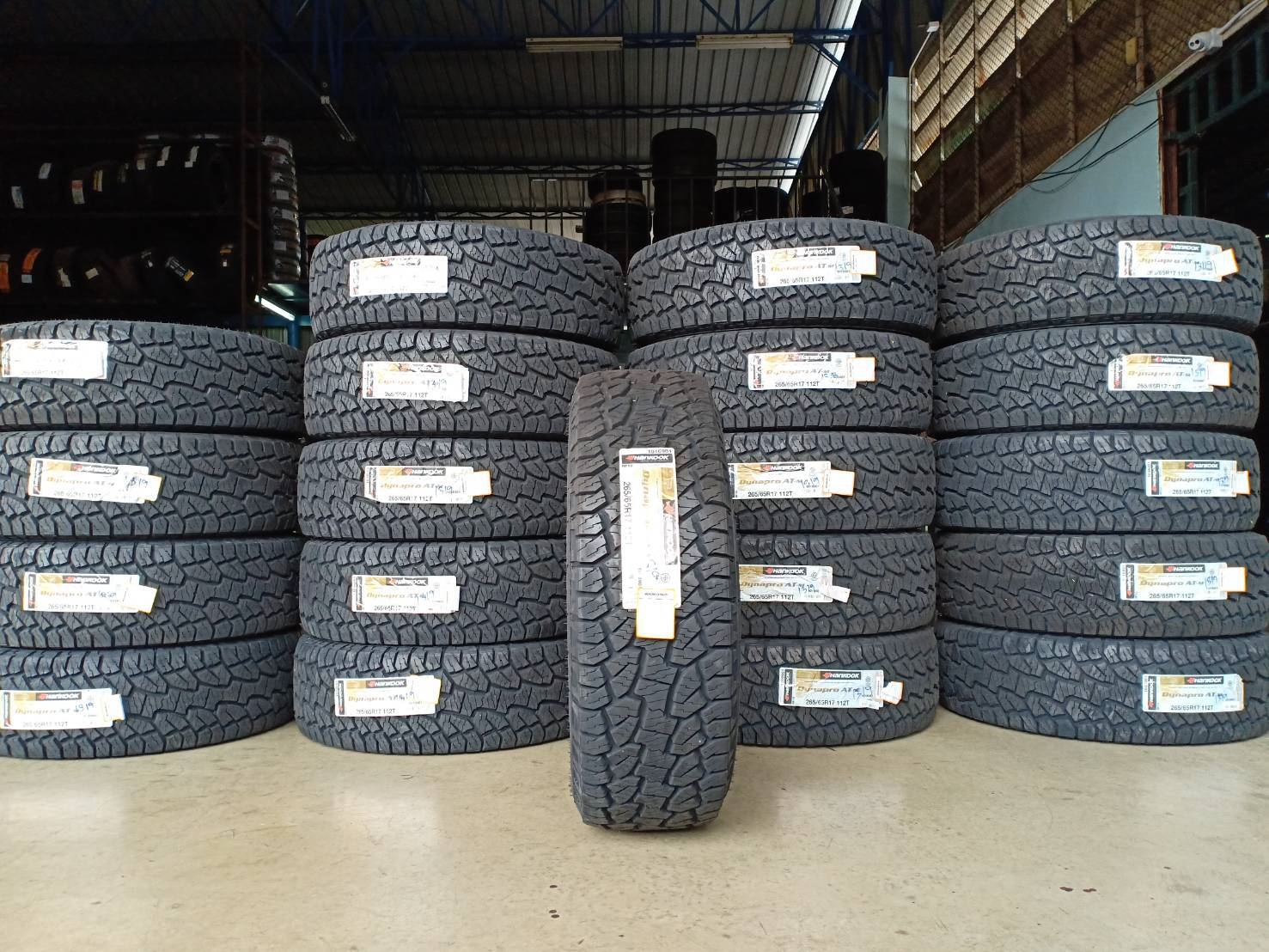 ยางเข้าใหม่ ลดราคา HANKOOK ATM 265/65R17 112T Y19